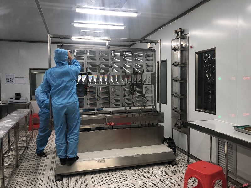 真空鍍膜（mó）設備廠家